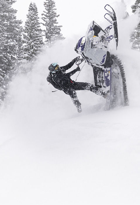 2027 Polaris SNO-27 9R RMK KHAOS 146 — photo 2